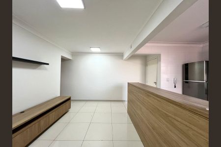 Sala de apartamento para alugar com 1 quarto, 50m² em Centro, Campinas