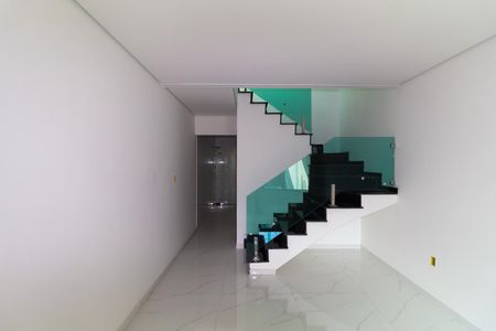 Sala de casa para alugar com 3 quartos, 110m² em São Lucas, São Paulo