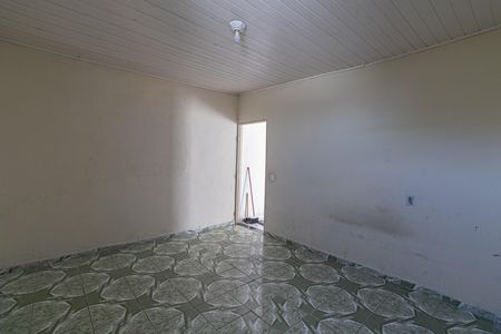 Quarto de casa para alugar com 1 quarto, 45m² em Jardim Robru, São Paulo