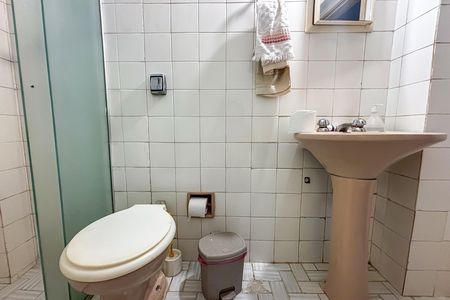 Apartamento à venda com 72m², 2 quartos e 1 vaga Apartamento à venda com 72m², 2 quartos e 1 vagaBanheiro
