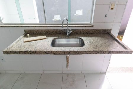 Casa para alugar com 69m², 2 quartos e 1 vaga Casa para alugar com 69m², 2 quartos e 1 vagaCozinha e Área de Serviço