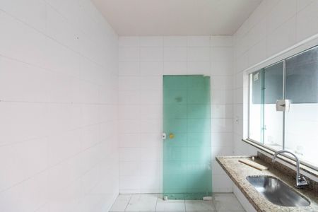 Casa para alugar com 69m², 2 quartos e 1 vaga Casa para alugar com 69m², 2 quartos e 1 vagaCozinha e Área de Serviço