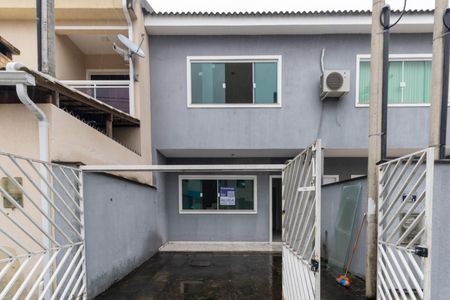 Casa para alugar com 69m², 2 quartos e 1 vaga Casa para alugar com 69m², 2 quartos e 1 vagaFachada