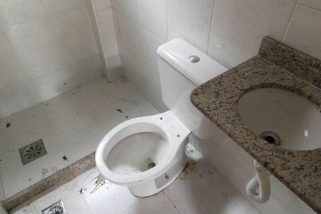 Casa para alugar com 69m², 2 quartos e 1 vaga Casa para alugar com 69m², 2 quartos e 1 vagaBanheiro 2