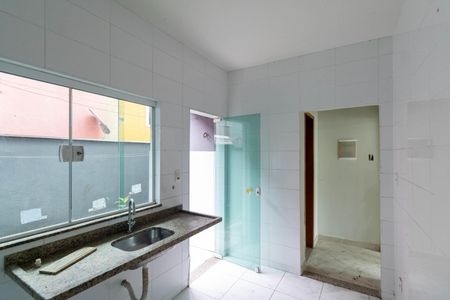 Casa para alugar com 69m², 2 quartos e 1 vaga Casa para alugar com 69m², 2 quartos e 1 vagaCozinha e Área de Serviço