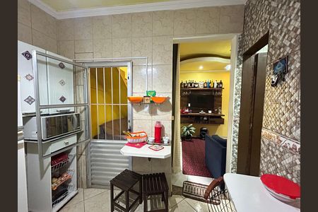 Casa à venda com 70m², 2 quartos e 1 vaga