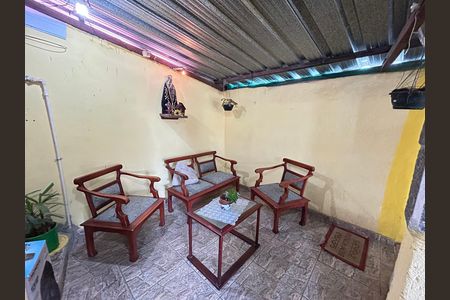 Casa à venda com 70m², 2 quartos e 1 vaga
