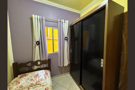 Casa à venda com 2 quartos, 70m² em Praia, Contagem