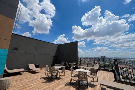Apartamento à venda com 72m², 3 quartos e 1 vaga Apartamento à venda com 72m², 3 quartos e 1 vagaVaranda