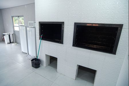Apartamento para alugar com 38m², 2 quartos e 1 vagaÁrea comum - Churrasqueira