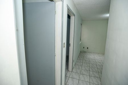 Banheiro Corredor de apartamento para alugar com 2 quartos, 38m² em Lomba do Pinheiro, Viamão