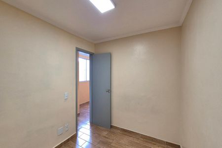 Quarto 2 de apartamento para alugar com 2 quartos, 44m² em Jardim Marcia, Campinas