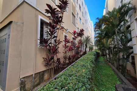 Apartamento para alugar com 44m², 2 quartos e 1 vaga Apartamento para alugar com 44m², 2 quartos e 1 vagaFachada do bloco