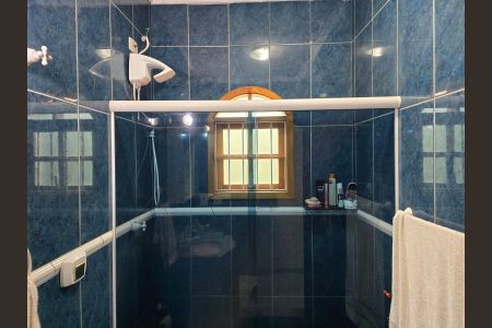 Casa à venda com 596m², 3 quartos e 2 vagas Casa à venda com 596m², 3 quartos e 2 vagasBanheiro Social
