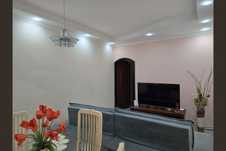 Casa à venda com 596m², 3 quartos e 2 vagas Casa à venda com 596m², 3 quartos e 2 vagasSala