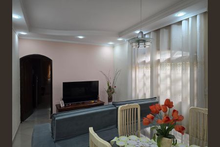 Sala de casa à venda com 3 quartos, 596m² em Jardim Santa Mena, Guarulhos