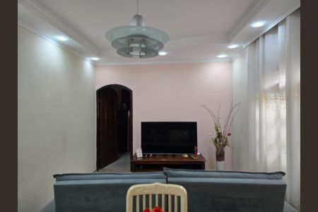 Casa à venda com 3 quartos, 596m² em Jardim Santa Mena, Guarulhos