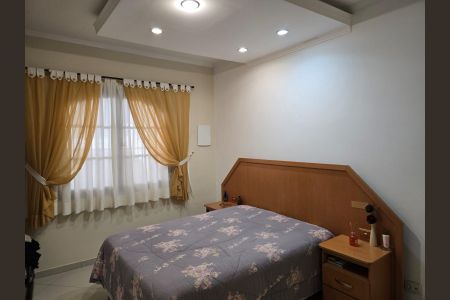 Suíte de casa à venda com 3 quartos, 596m² em Jardim Santa Mena, Guarulhos