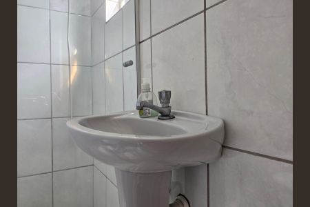Casa à venda com 596m², 3 quartos e 2 vagas Casa à venda com 596m², 3 quartos e 2 vagasBanheiro de serviço