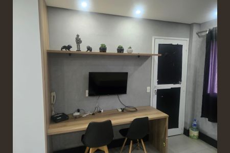 Sala/Quarto de kitnet/studio à venda com 1 quarto, 28m² em Centro Histórico de São Paulo, São Paulo