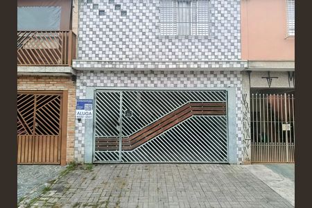 Casa para alugar com 40m², 1 quarto e sem vaga Casa para alugar com 40m², 1 quarto e sem vagaFachada