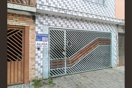 Casa para alugar com 40m², 1 quarto e sem vaga Casa para alugar com 40m², 1 quarto e sem vagaFachada