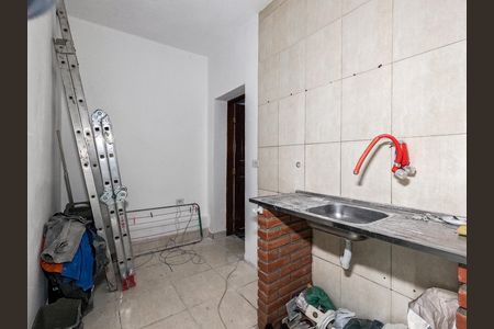Casa para alugar com 40m², 1 quarto e sem vaga Casa para alugar com 40m², 1 quarto e sem vagaCozinha