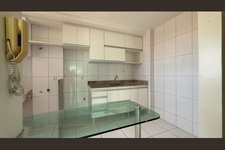 Apartamento para alugar com 71m², 3 quartos e 1 vaga Apartamento para alugar com 71m², 3 quartos e 1 vagaCOZINHA