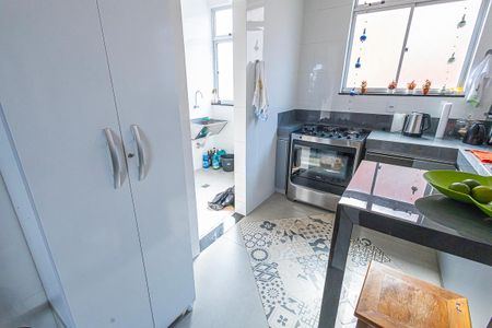 Apartamento à venda com 93m², 4 quartos e 1 vagacozinha
