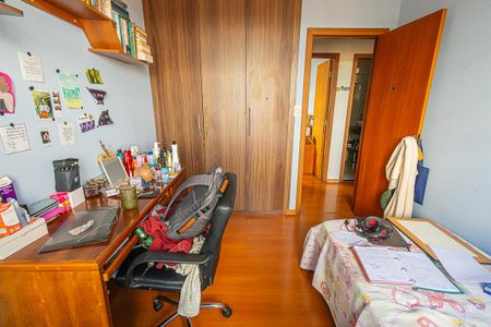 Apartamento à venda com 93m², 4 quartos e 1 vagaquarto 2