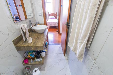 Apartamento à venda com 93m², 4 quartos e 1 vagabanheiro
