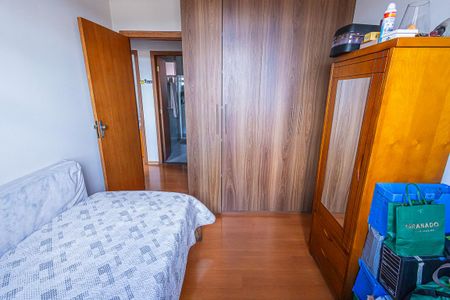 Apartamento à venda com 93m², 4 quartos e 1 vagaquarto 3