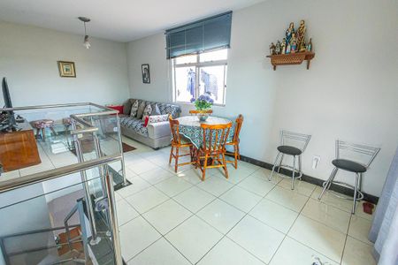 Apartamento à venda com 93m², 4 quartos e 1 vagasala / cobertura