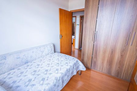 Apartamento à venda com 93m², 4 quartos e 1 vagaquarto 3