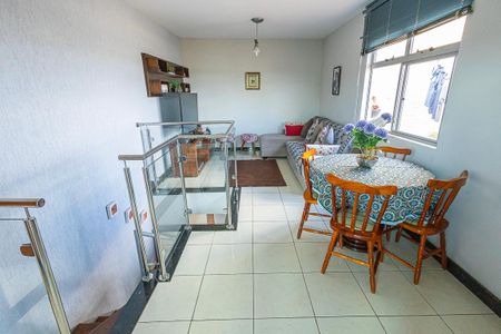 Apartamento à venda com 93m², 4 quartos e 1 vagasala / cobertura