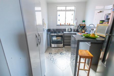 Apartamento à venda com 93m², 4 quartos e 1 vagacozinha
