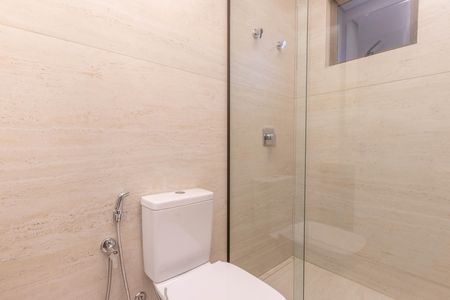 Casa de condomínio à venda com 431m², 5 quartos e 5 vagas Casa de condomínio à venda com 431m², 5 quartos e 5 vagasBanheiro da Suíte 4