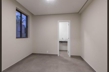 Casa de condomínio à venda com 431m², 5 quartos e 5 vagas Casa de condomínio à venda com 431m², 5 quartos e 5 vagasÁrea de Serviço