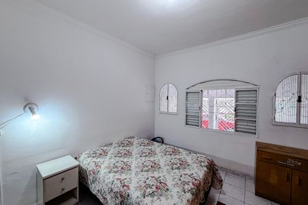 Casa para alugar com 100m², 2 quartos e 1 vagaQuarto 1