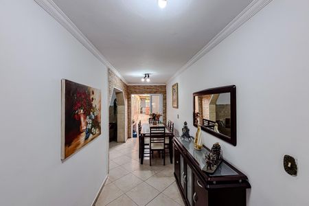 Casa para alugar com 100m², 2 quartos e 1 vagaSala