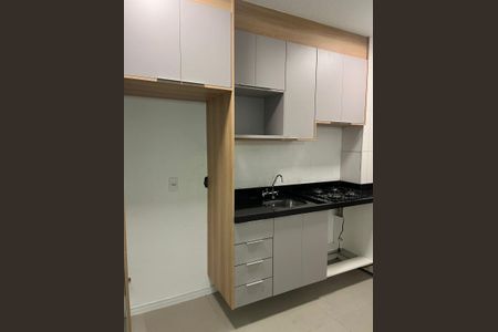 Cozinha de apartamento para alugar com 2 quartos, 36m² em Jaguaré, São Paulo