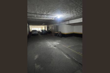 Apartamento para alugar com 80m², 2 quartos e 1 vaga Apartamento para alugar com 80m², 2 quartos e 1 vagaGaragem
