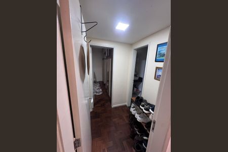 Apartamento para alugar com 80m², 2 quartos e 1 vaga Apartamento para alugar com 80m², 2 quartos e 1 vagaCorredor