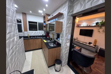 Apartamento para alugar com 80m², 2 quartos e 1 vaga Apartamento para alugar com 80m², 2 quartos e 1 vagaCozinha