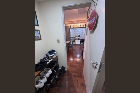Apartamento para alugar com 80m², 2 quartos e 1 vaga Apartamento para alugar com 80m², 2 quartos e 1 vagaCorredor
