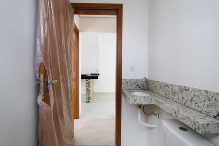 Apartamento à venda com 76m², 2 quartos e 2 vagasBanheiro Social