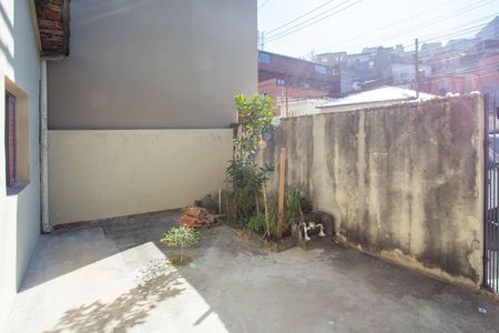 Casa à venda com 120m², 2 quartos e sem vagaQuintal