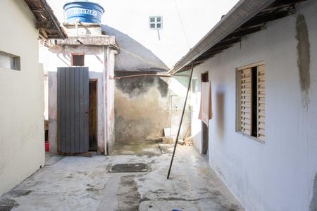 Casa à venda com 120m², 2 quartos e sem vagaQuintal