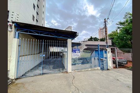 Casa para alugar com 60m², 2 quartos e sem vaga Casa para alugar com 60m², 2 quartos e sem vagaFachada com Plaquinha