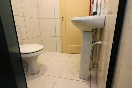 Apartamento para alugar com 49m², 1 quarto e sem vaga Apartamento para alugar com 49m², 1 quarto e sem vagaBanheiro